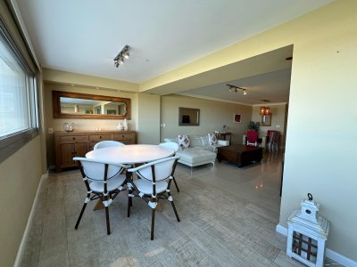 Apartamento en venta de 3 dormitorios en Imperiale, Playa Brava Punta del este - JPA10730A