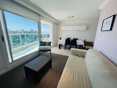 Venta de apartamento de 3 dormitorios en Casino Tower, Punta del Este - JPA6957A