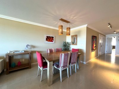 Apartamento en venta de 3 dormitorios en Imperiale, Playa Brava Punta del este - JPA10730A