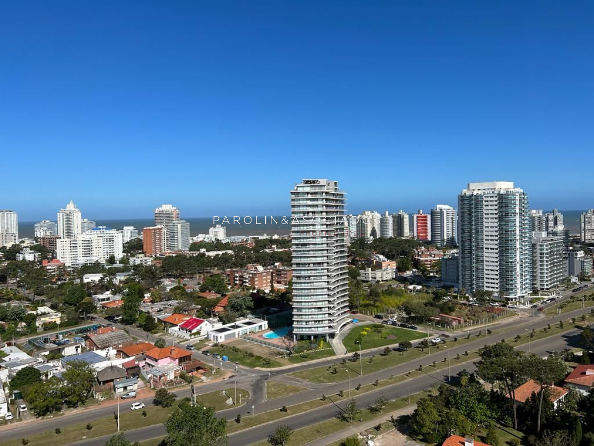 Apartamento en venta 2 dormitorios en Edificio Miami Boulevard, Punta del Este