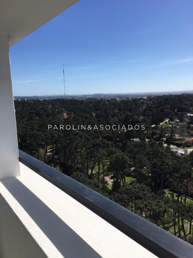Apartamento en venta en Roossevelt, Punta del Este.
