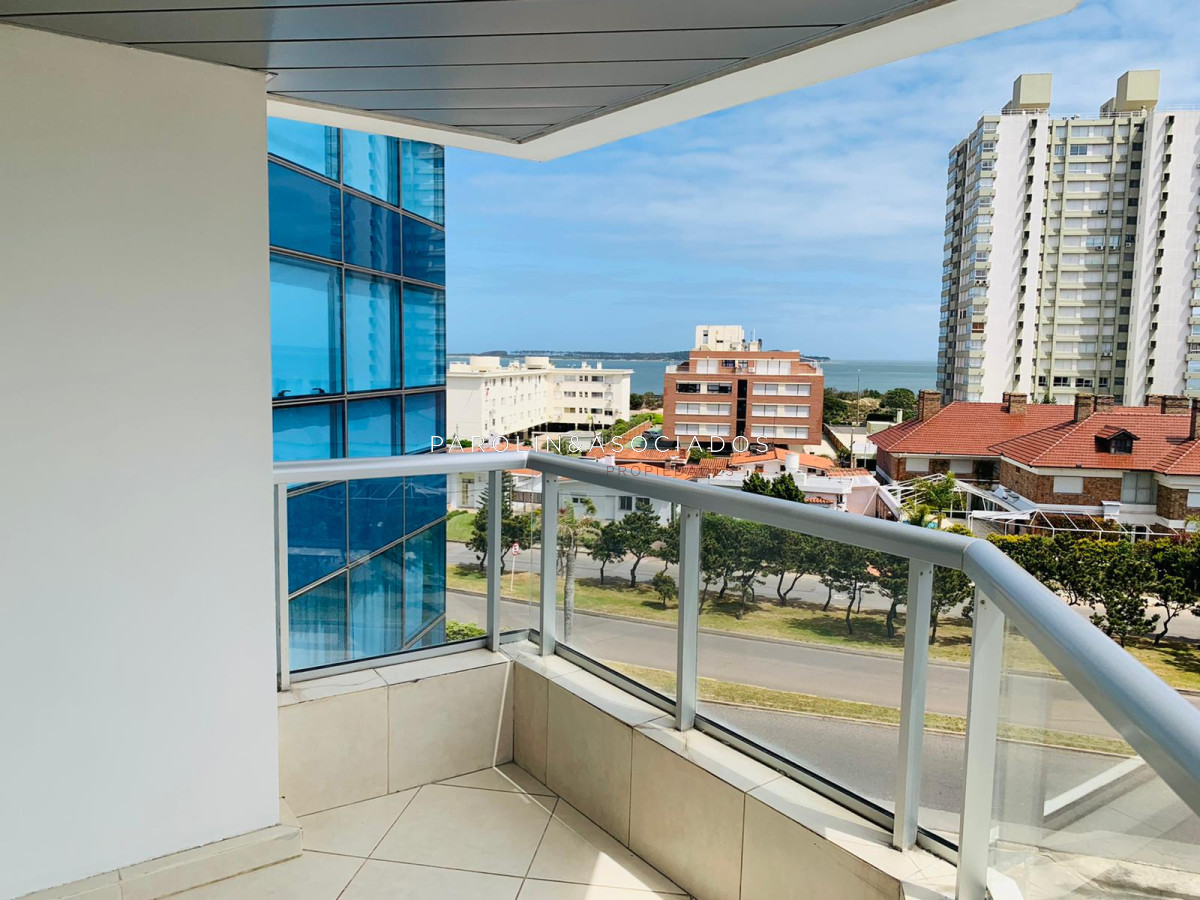DEPARTAMENTO 3 DORMITORIOS, MANSA, PUNTA DEL ESTE 