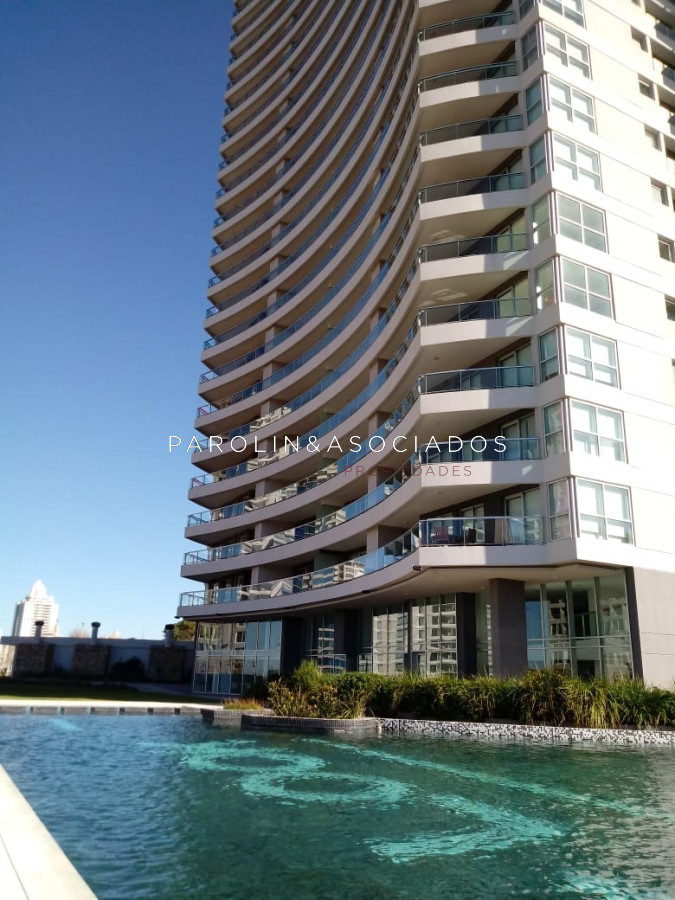 Apartamento en venta en piso alto en Look Brava, Punta del Este.