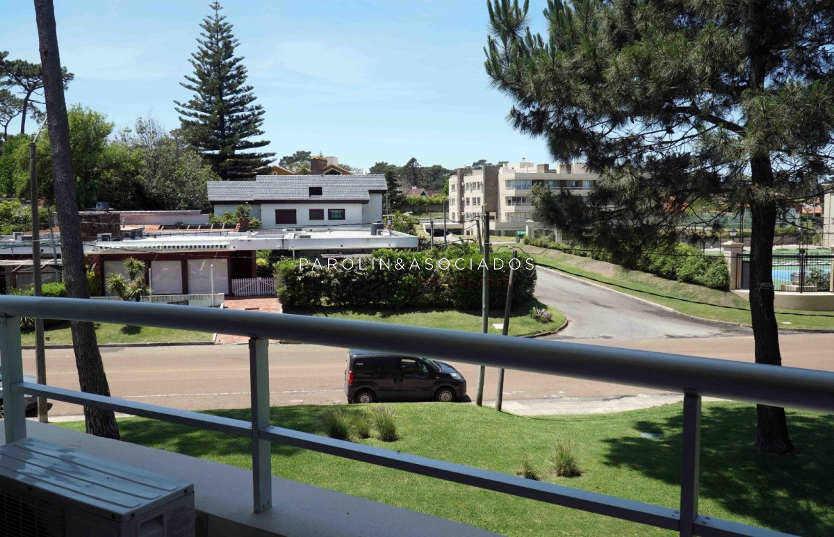 Apartamento de 3 dormitorios en venta en la Mansa, Punta del Este. - JPA3669A