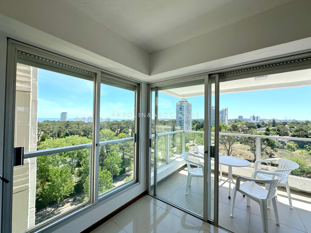Departamento en alquiler temporal de 2 dormitorios en Edificio Parquemar Bosque, Roosevelt Punta del Este - GoPunta - Portal Inmobiliario de Punta del Este - Maldonado