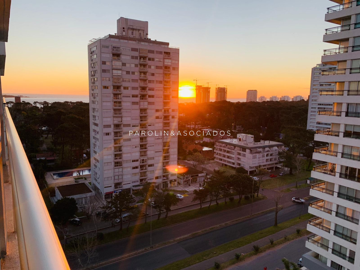 Monoambiente en venta en Bellagio Tower, Punta del Este.