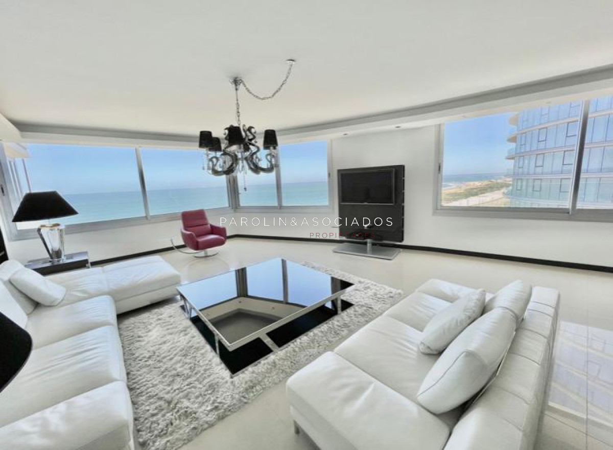 Apartamento en venta de 3 Dormitorios en Tiburón III, Punta del Este 