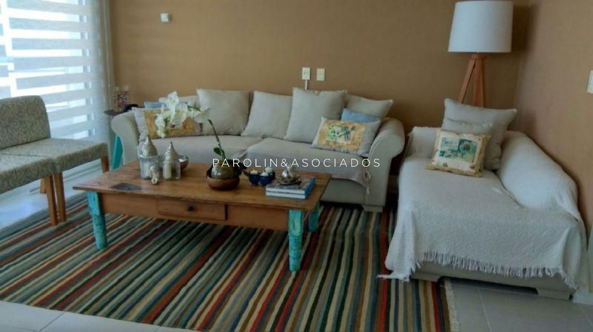 Apartamento de 3 dormitorios en venta, Ocean Drive, Punta del Este.