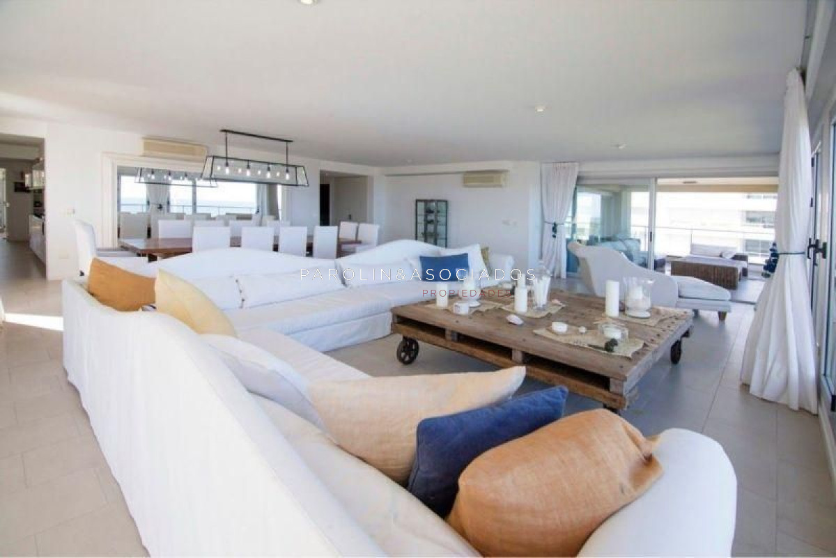 Apartamento en venta de 3 dormitorios en Terrazas de Villa Brava, Punta del Este. - JPA184A
