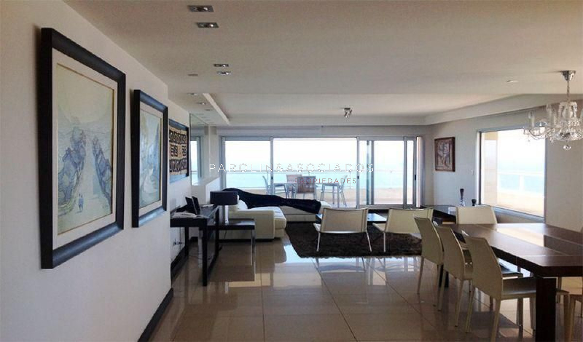 Apartamento en venta en Tiburón III, Punta del Este