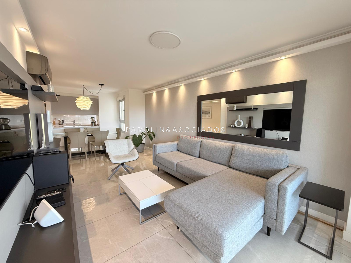 Apartamento de 2 dormitorios en venta en Miami Boulevard, Punta del Este. - JPA5750A