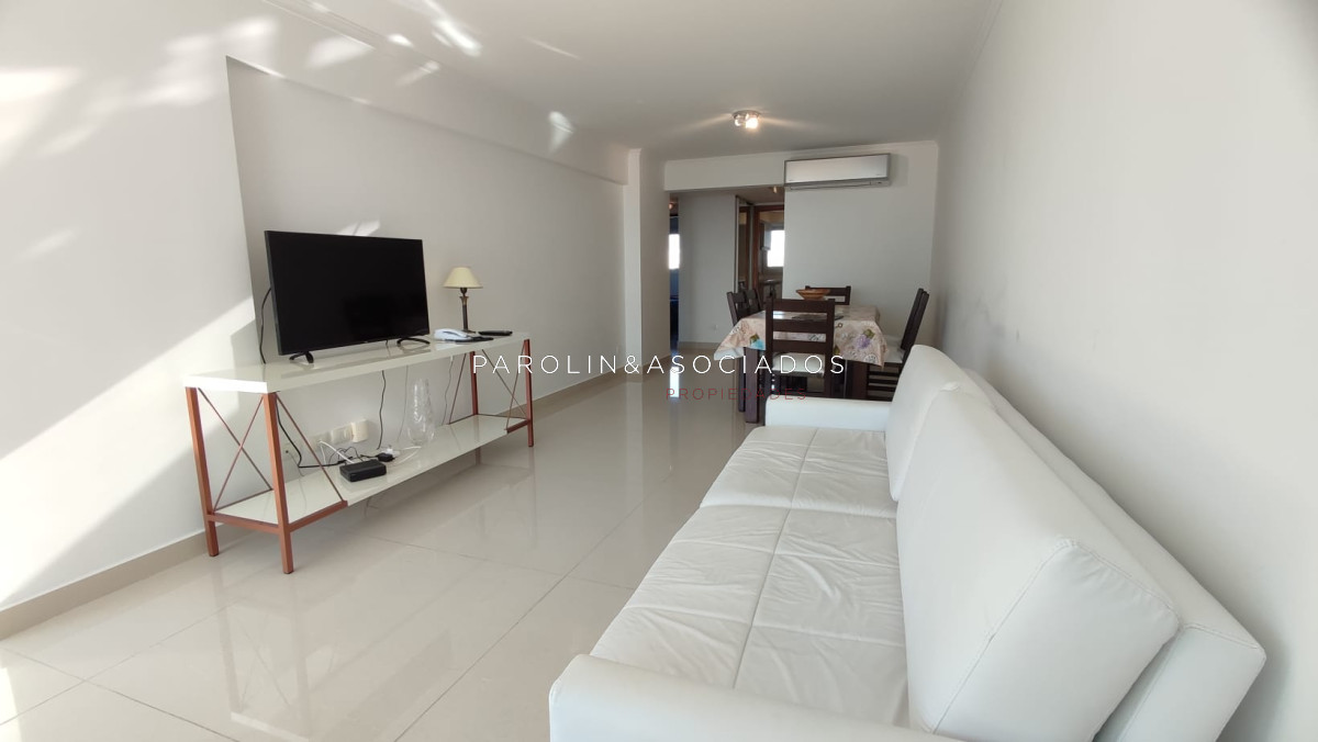 Apartamento en venta 2 dormitorios en Miami Boulevard, Punta del Este.