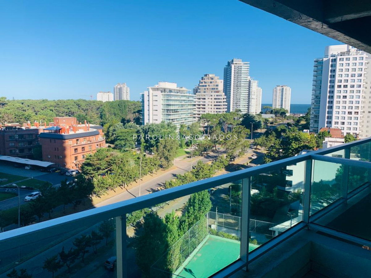 Apartamento en venta en edificio Gala Vista, Punta del Este.