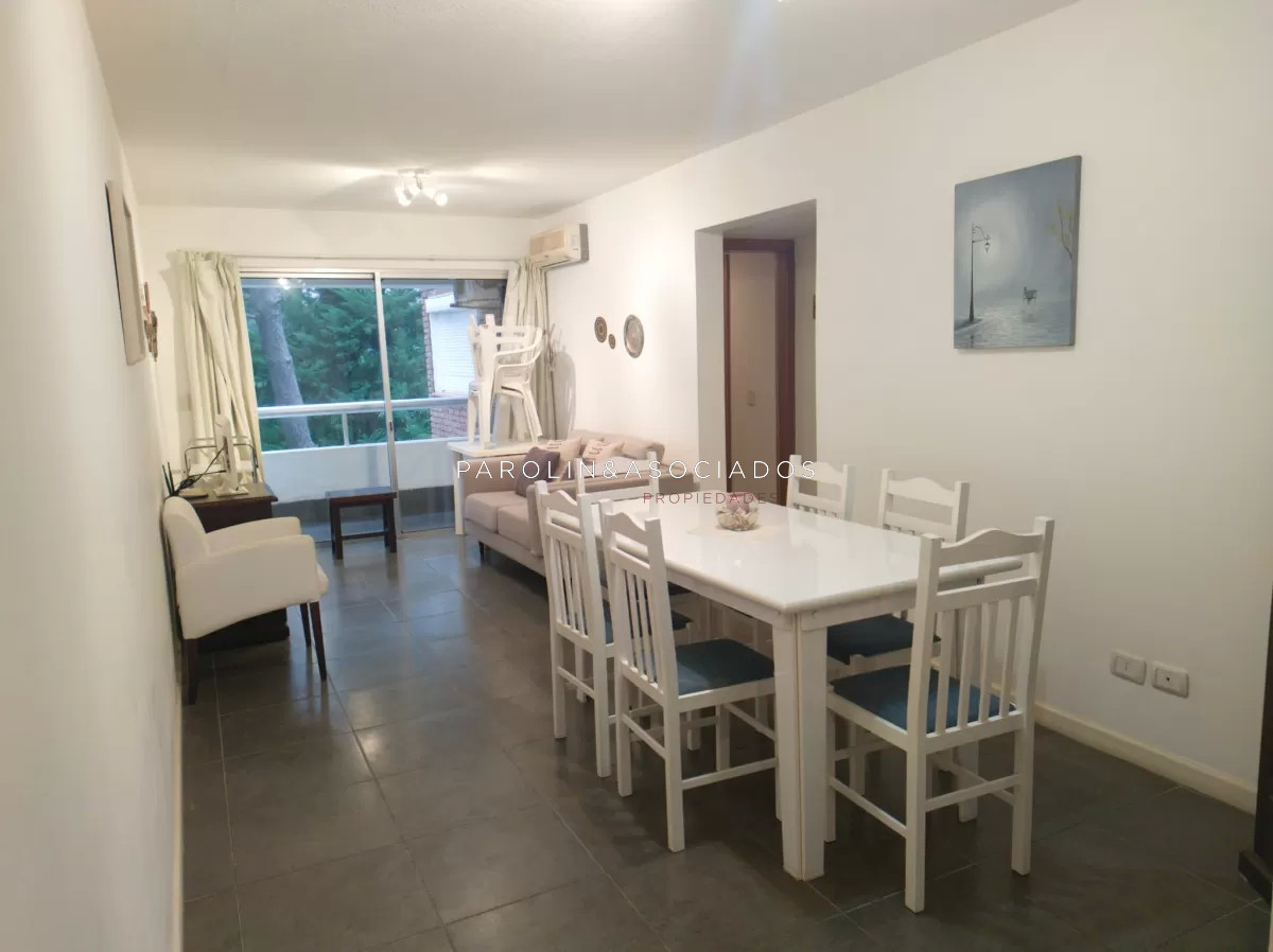 Apartamento en venta de 2 dormitorios en Punta del Este. - JPA7351A