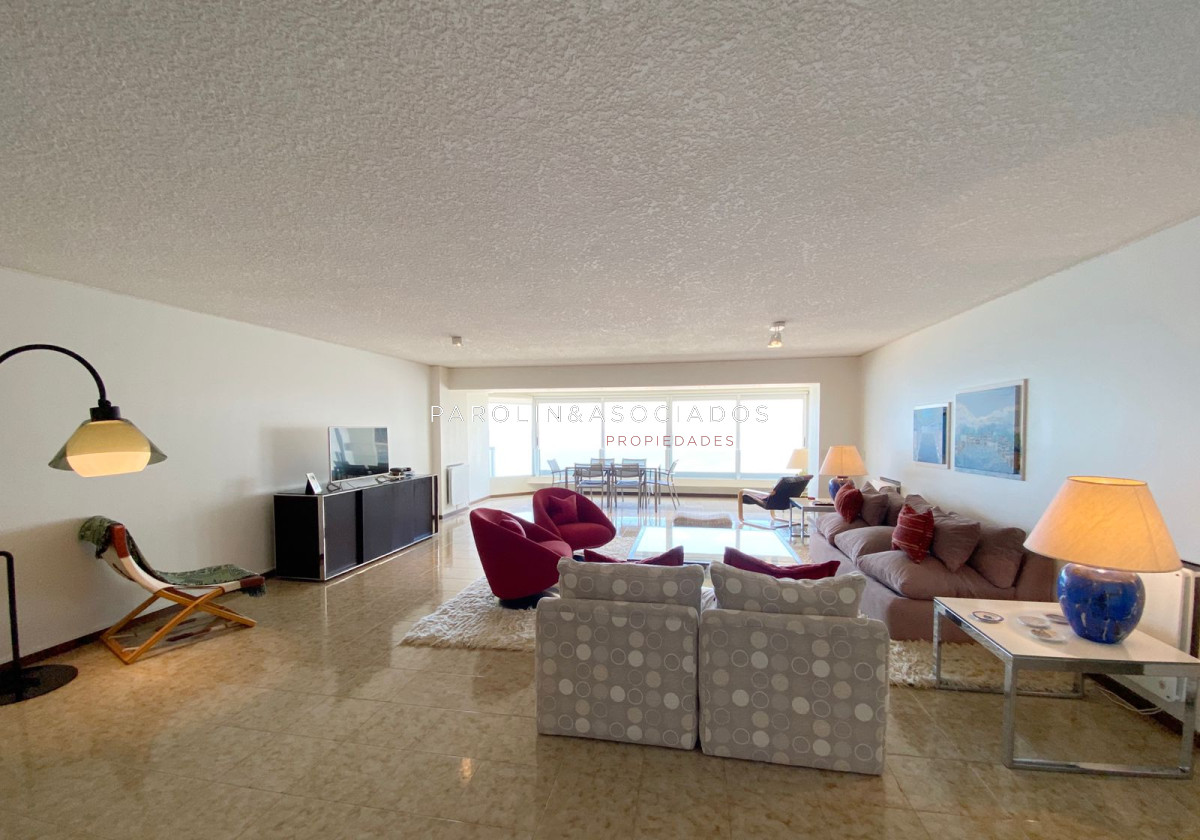 Brava - GoPunta - Portal Inmobiliario de Punta del Este - Maldonado