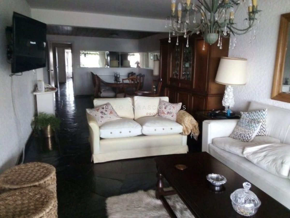 Apartamento en enta de 2 dormitorios en Punta del Este. - GoPunta - Portal Inmobiliario de Punta del Este - Maldonado
