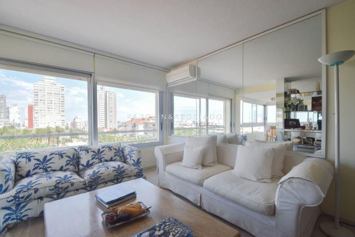 Apartamento en venta de 3 dormitorios en Punta del Este. - GoPunta - Portal Inmobiliario de Punta del Este - Maldonado