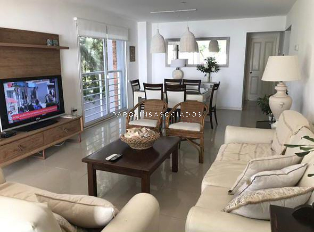 Aidy Grill - GoPunta - Portal Inmobiliario de Punta del Este - Maldonado