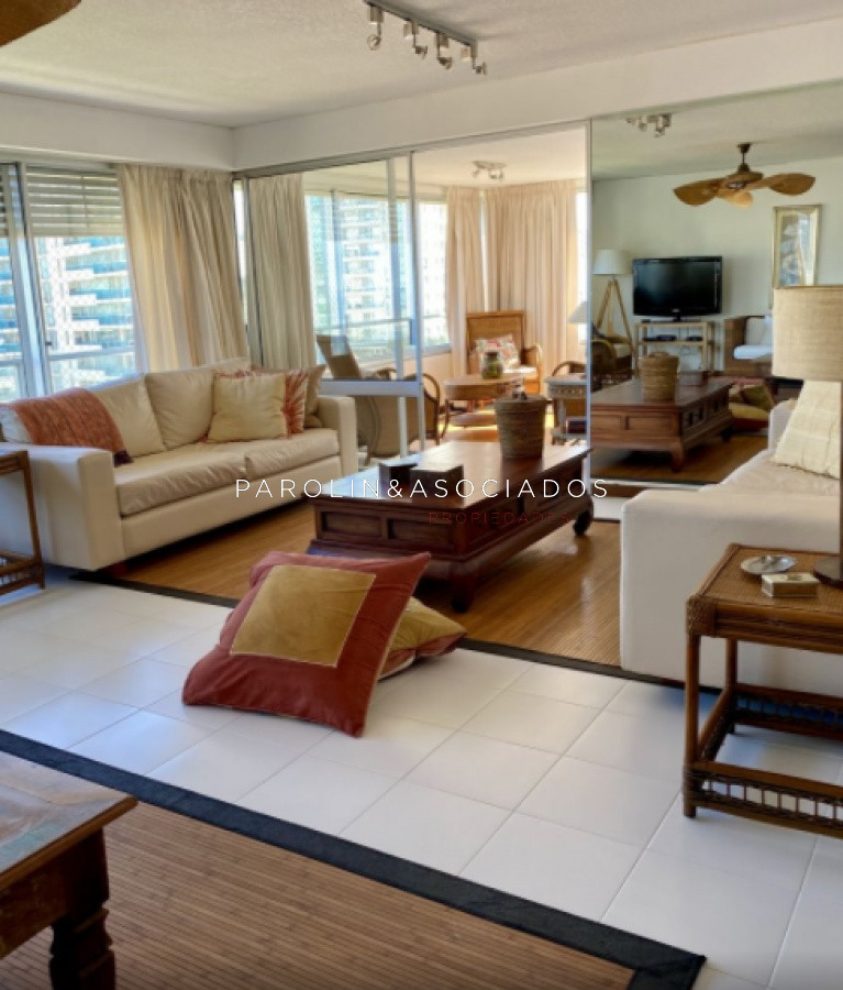 Brava - GoPunta - Portal Inmobiliario de Punta del Este - Maldonado