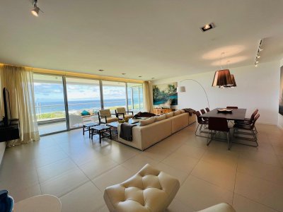 Apartamento en venta de 4 suites en Tiburón Terrazas Océano, Punta del Este.