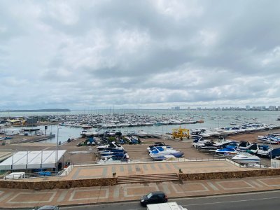 Apartamento de 3 dormitorios en venta en Portofino, Punta del Este.