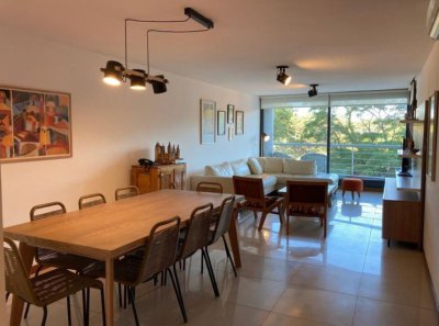 Departamento en venta de 3 Dormitorios en Torre Tressesenta, Punta del Este