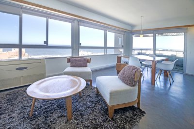 DEPARTAMENTO DE 2 DORMITORIOS EN TORRE VAN GOGH, PUNTA DEL ESTE