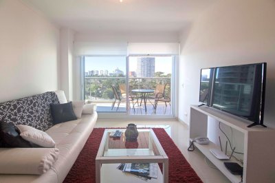 Apartamento de 2 dormitorios en venta Miami Boulevard, Punta del Este 