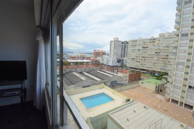 Apartamento en venta en Península, Punta del Este.