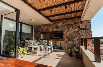 Excelente apartamento en venta en Quartier de Mar, Punta del Este.