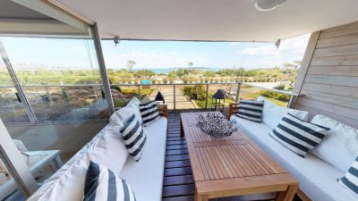 Apartamento en venta de 3 dormitorios en la Mansa, Punta del Este.