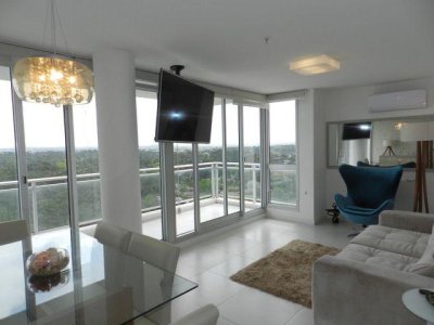 Departamento En Venta De 2 Dormitorios En Bellagio Tower, Punta del Este