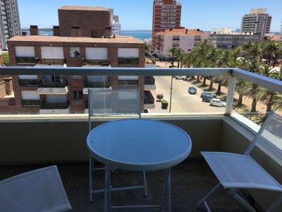 Apartamento en venta de 3 dormitorios en Península de Punta del Este.