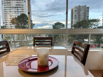 Apartamento en venta de 2 dormitorios en Roosevelt, Punta del Este.