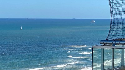 Hermoso apartamento en venta en Torre Lobos, Punta del Este.