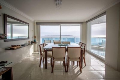 Apartamento en venta de 3 dormitorios en Millenium Tower, Punta del Este.