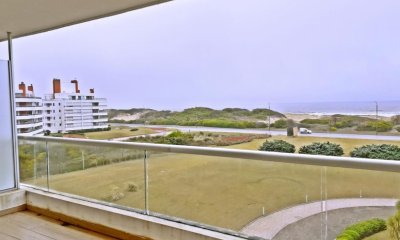Apartamento en venta de 2 dormitorios en Silente, Punta del Este.