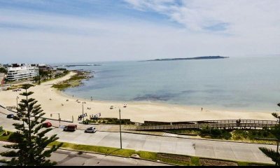Apartamento en venta de 3 dormitorios en Malecón I, Punta del Este.