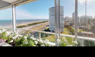 Apartamento en venta de 3 dormitorios en Tiburón, Punta del Este.
