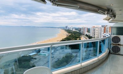 Apartamento de 3 dormitorios en venta en Millenium Tower, Punta del Este.