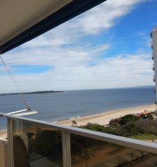 Apartamento en venta de 3 dormitorios en edificio Tunquelen I, Punta del Este.