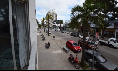 Apartamento en venta de 3 dormitorios en Punta del Este.