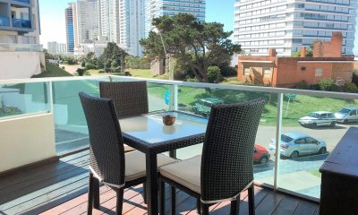 Apartamento en venta de 2 dormitorios en Brava, Punta del Este.