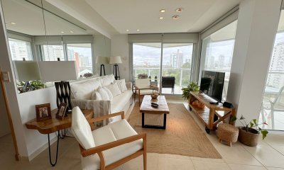 Apartamento de 3 dormitorios en suite en Edificio Sea & Forest, Punta del Este.