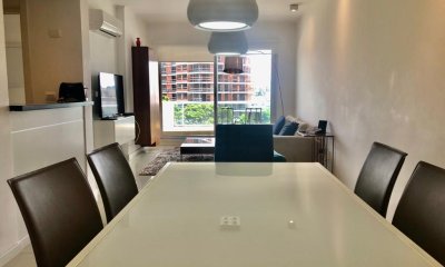 Apartamento en venta de 2 dormitorios en Wind, Punta del Este.