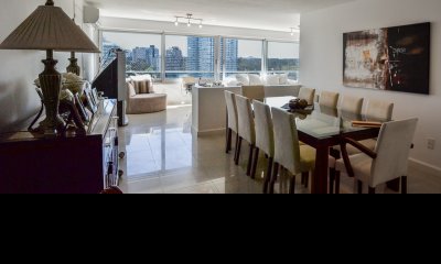 Apartamento env enta de 3 dormitorios en Tiburón I, Punta del Este.