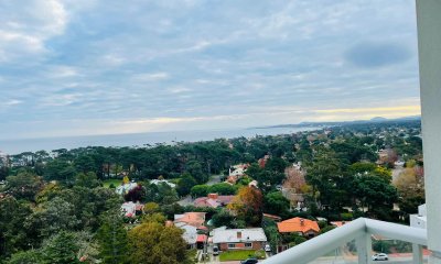 Apartamento de 3 dormitorios en Summer Tower, Punta del Este.