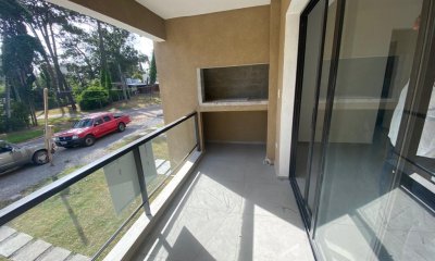 Apartamento en venta a estrenar de 3 dormitorios en Punta del Este.