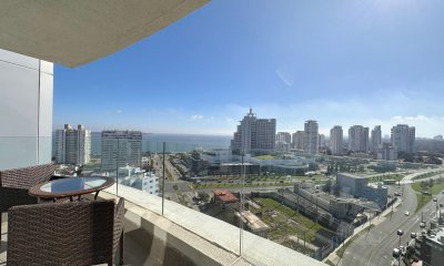 Apartamento de 2 Dormitorios en Edificio Artower, Punta del Este.