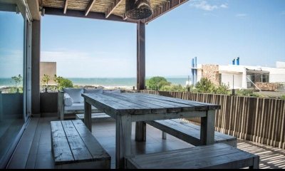 VENTA DE APARTAMENTO DE 3 DORMITORIOS CON VISTA AL MAR EN MONTOYA
